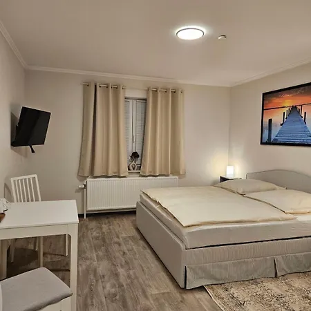 Medelby Inn מלון