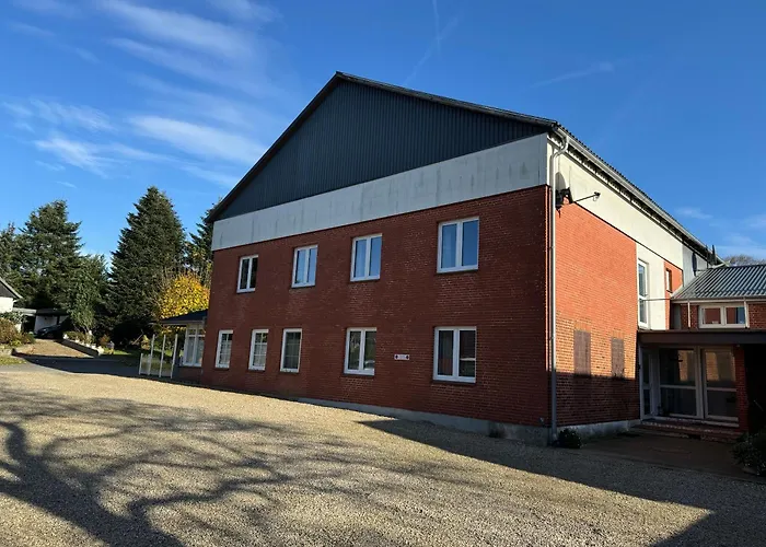 Medelby Inn فندق