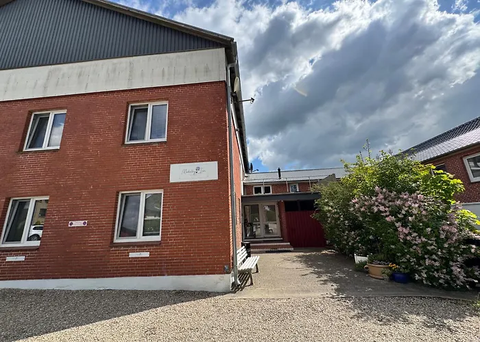 Medelby Inn ホテル 3*